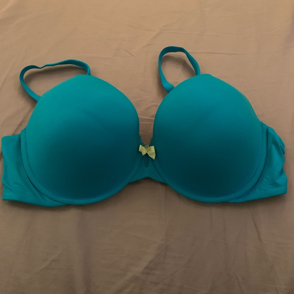 Victoria’s Secret bra